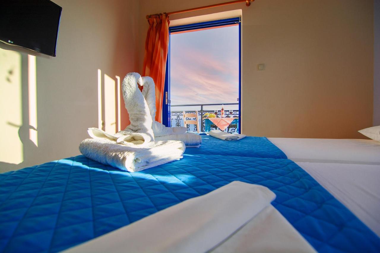 Scorpios Family Rooms Palaiochora Exterior photo