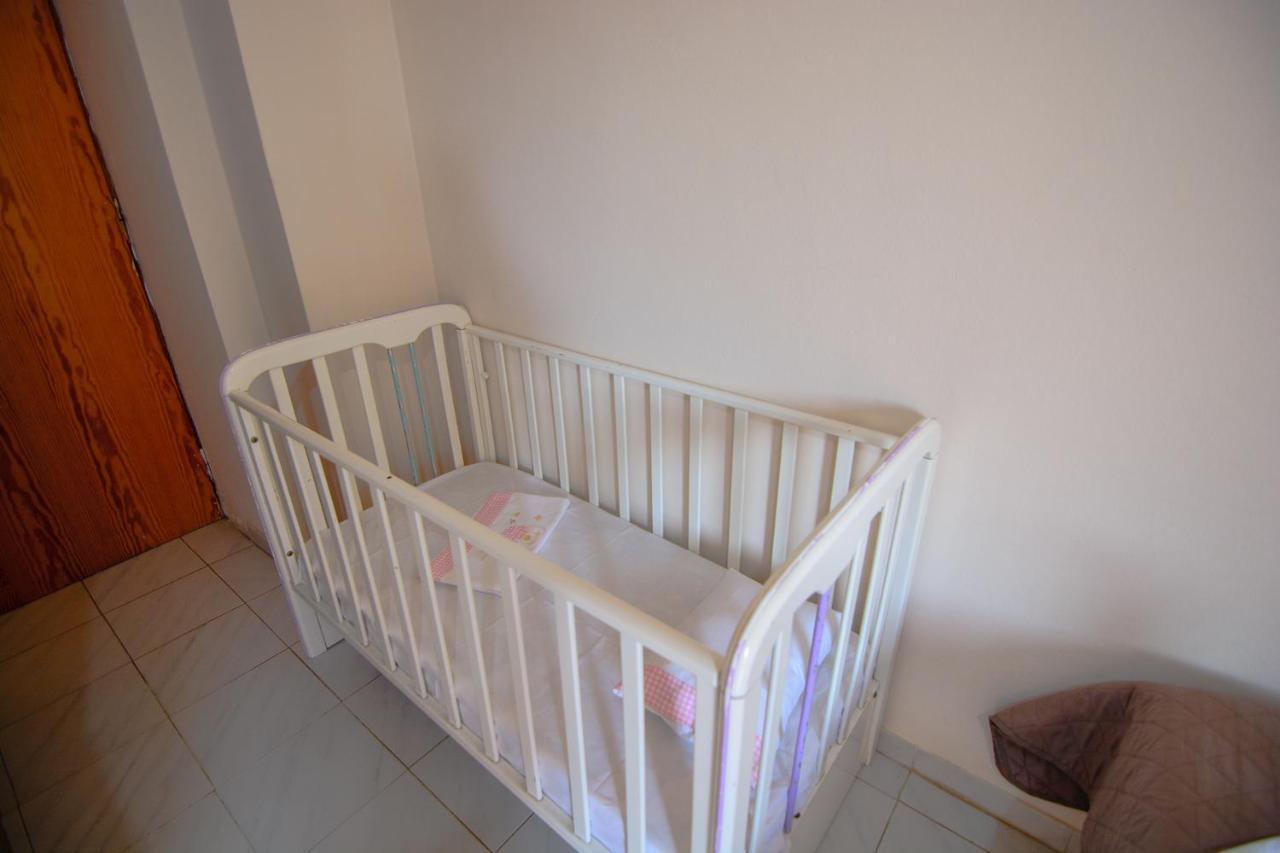 Scorpios Family Rooms Palaiochora Exterior photo